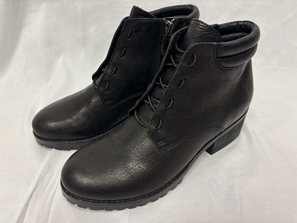 Eileen Fisher FLYNN-LE Black Leather Combat Style ANKLE BOOTS sz 7.5 US